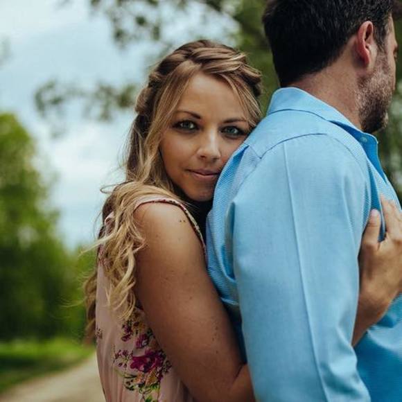 Meet your Posher, Christy - Picture 1 of 1